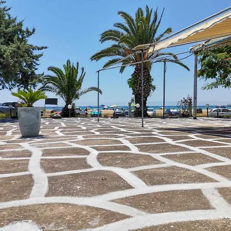 Apartment Galinis' Sea Front B *