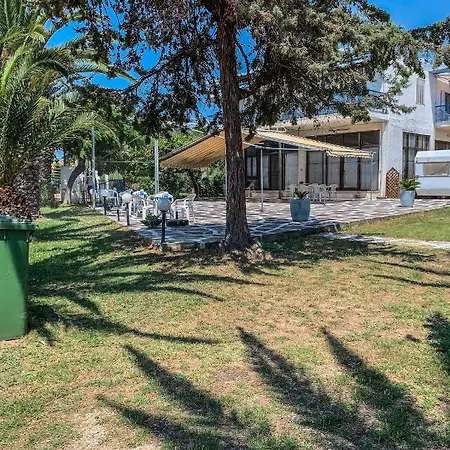 Galinis' Sea Front B *